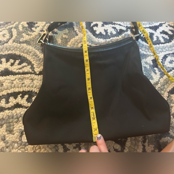 Guy LaRoche Paris Bag - Picture 9 of 10